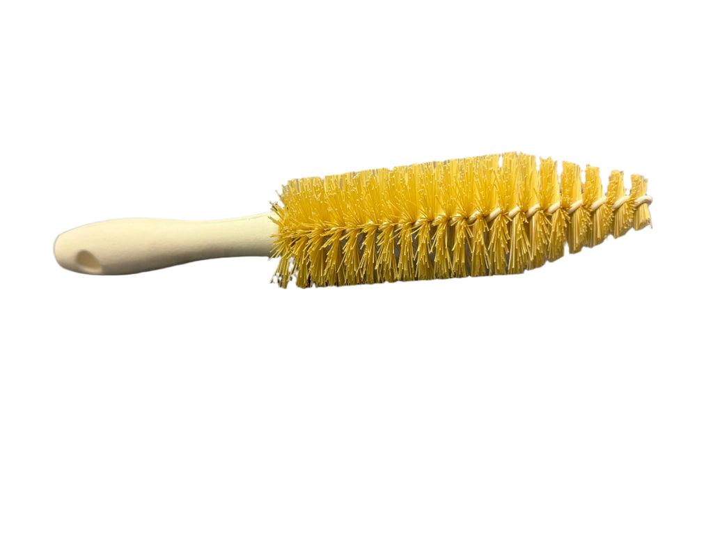 Tampico Bristle Large Spoke Brush 16"